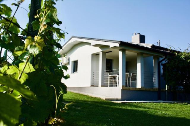 Na Off Villa Radenci Exterior photo
